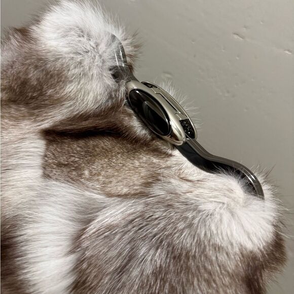 Natural Fox Fur Handmade Unique Metal Frame & Push Lock Shoulder Bag, Crossbody - Picture 14 of 16